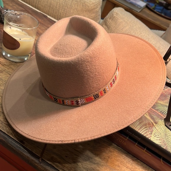 Beige boho hat by Olive & Pique. NWT. Serious offers only please. - Picture 2 of 7